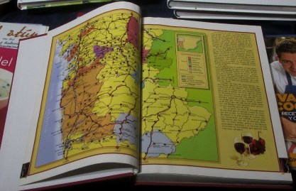 ATLAS DE LOS VINOS DE GALICIA Y NORTE DE PORTUGAL (2)